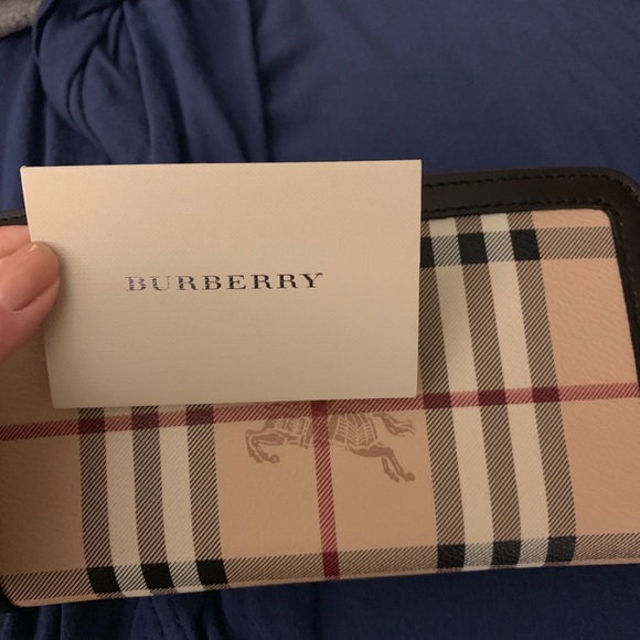 Burberry wallet - Picture 2 of 5